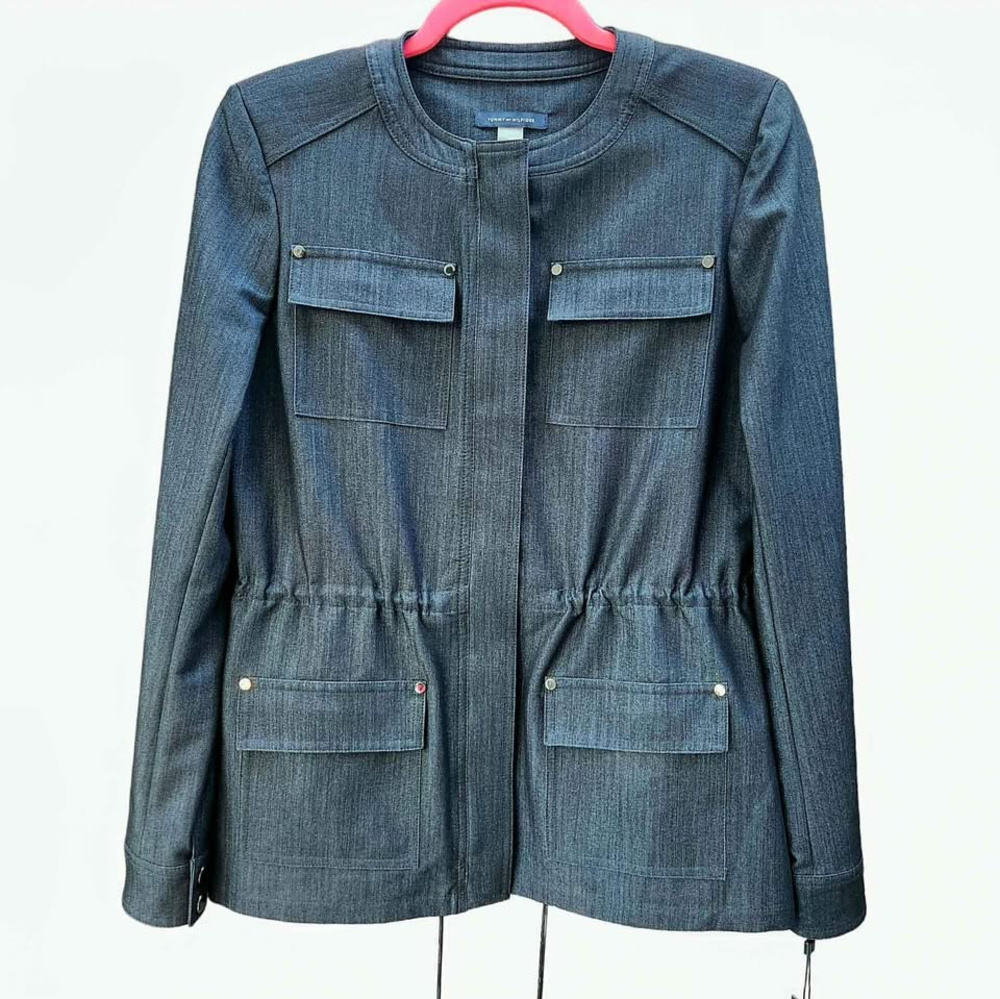 New Women's Tommy Hilfiger Polished Denim Jacket. Size 2